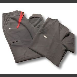 Figs scrub set/separate